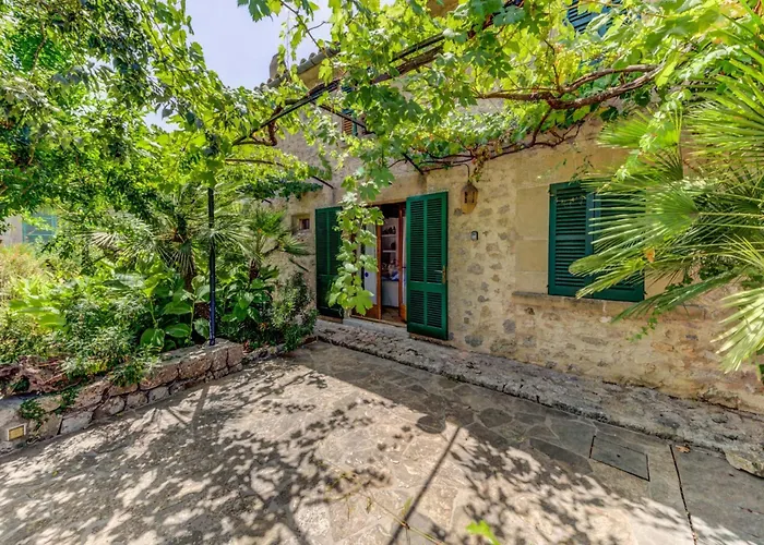 Son March Petit By Sealand * Pollença