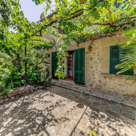 Son March Petit By Sealand * Pollença